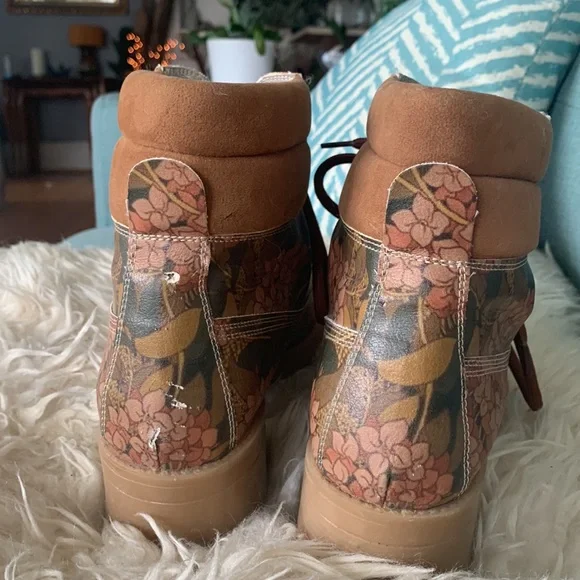 Goby Handmade boots - Picture 2 of 2